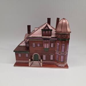 REO Company Victorian Mansion Miniature Dollhouse Brown 9.25in 1987